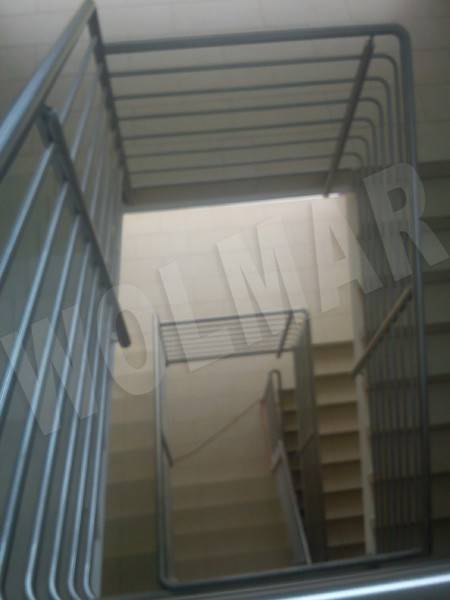 balustrady wewnętrzne na klatce schodowej