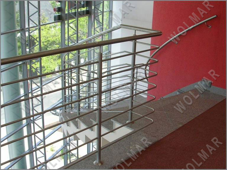 balustrady klatek schodowych ze stali nierdzewnej